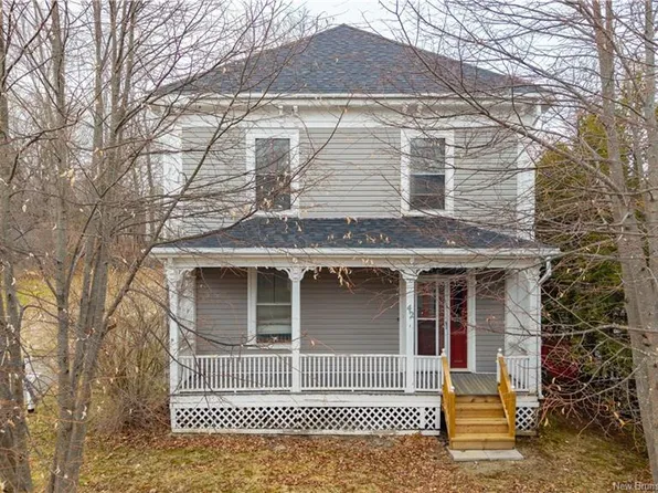 42 Princess St, Saint Stephen, NB E3L 2E8
