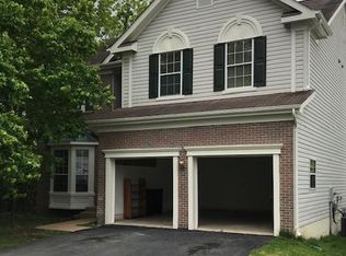 6491 Palisades Dr, Centreville, VA 20121