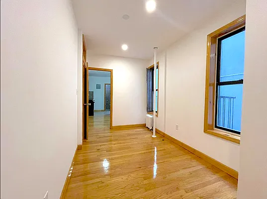 Rented by Best Apartments North Inc | media 18