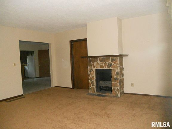 4th image of 235 W Jefferson St