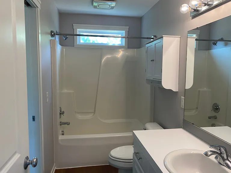 922 Peachcrest Ct NE — Photo 7