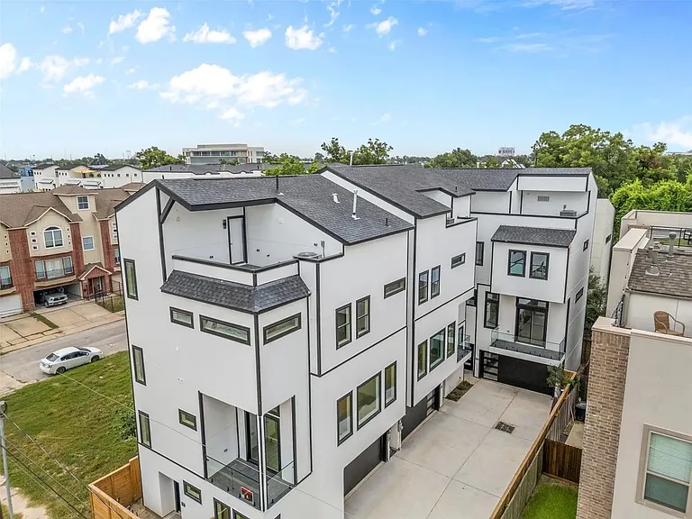 3405 Hutchins St — Photo 13
