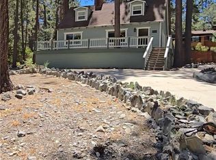 1013 Mockingbird Rd, Wrightwood, CA 92397