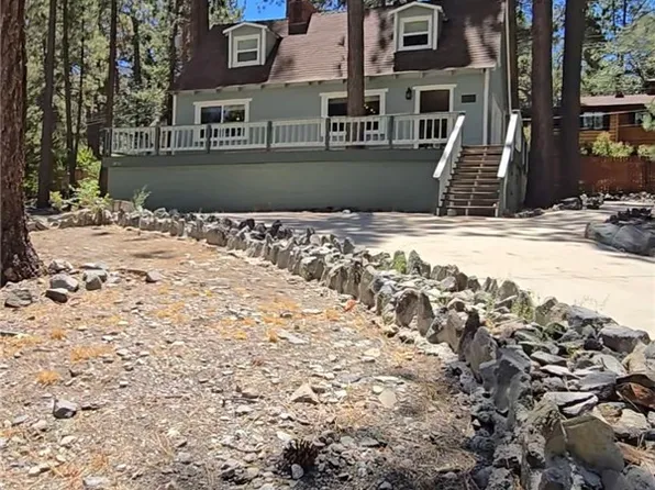 1013 Mockingbird Rd, Wrightwood, CA 92397