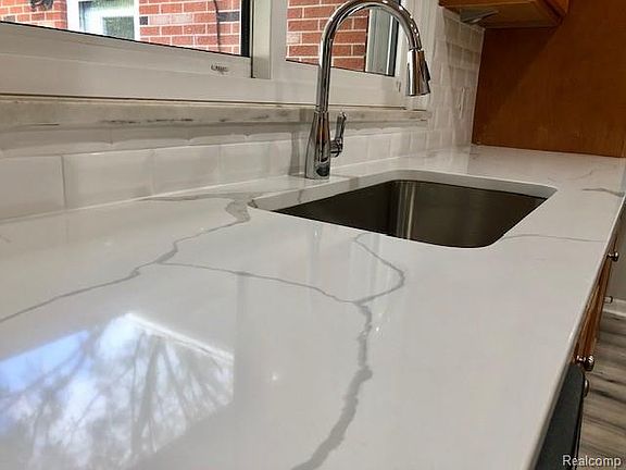 4th image of 31416 Leona St