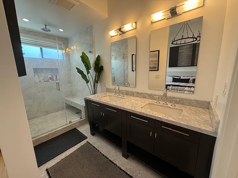8611 Burton Way #15 — Photo 10