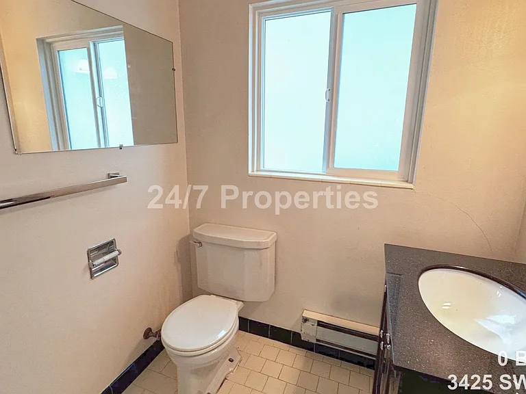 3425 SW 11th Ave #3 — Photo 5