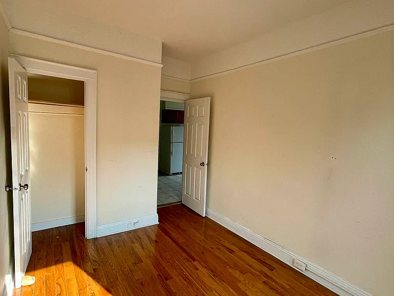 25-46 35th St #2F — Photo 7