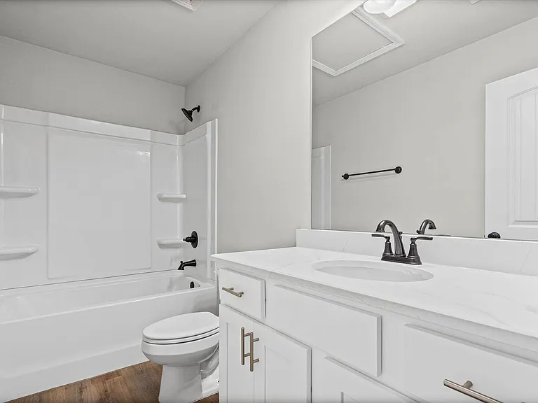 950 Gibson Ct — Photo 16
