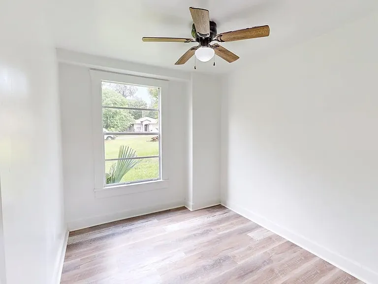 738 Wood St #A — Photo 17