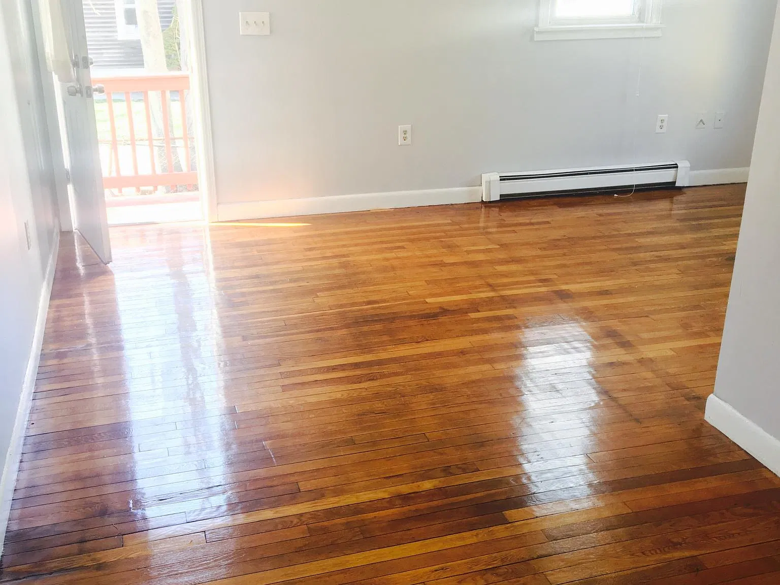 2 bed, 700 sqft, $1,700 — Photo 2