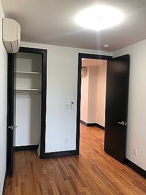 4th image of 960 Pacific St #2L
