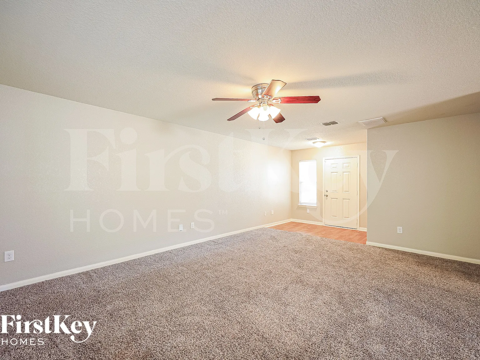 4 bed, 2.5 bath, 2124 sqft, $1,760 — Photo 4