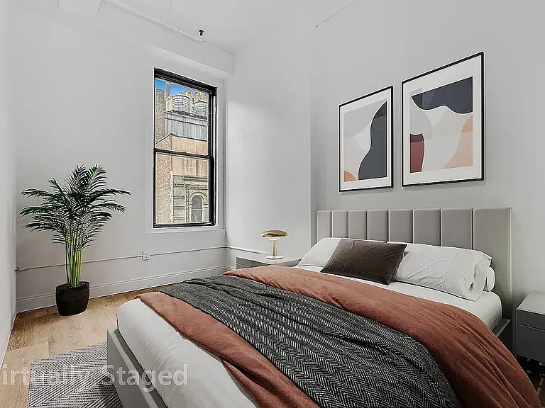 255 W 36th St #1601 — Photo 5