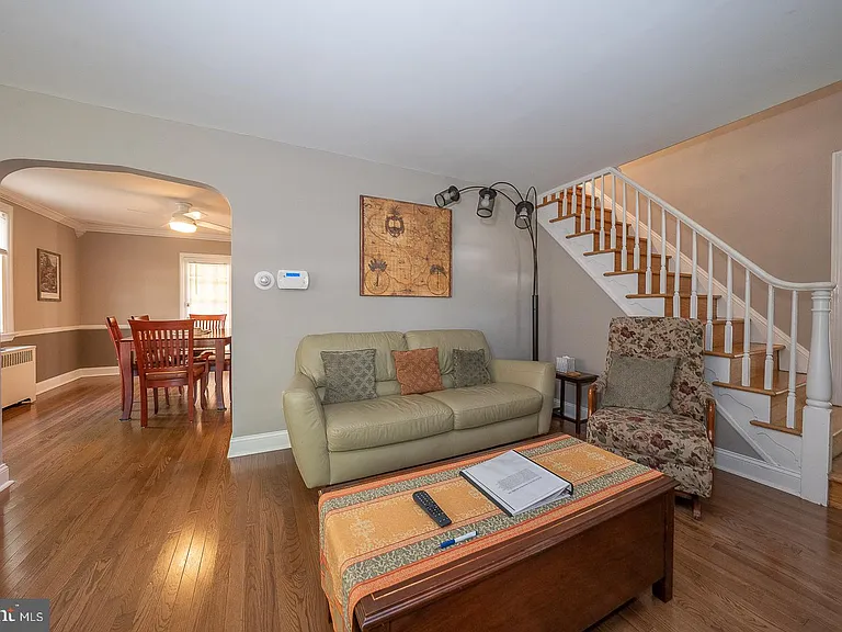 452 Rock Glen Dr — Photo 3