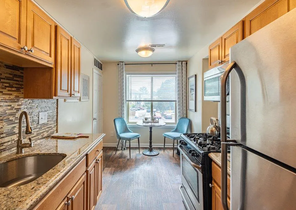 Chesapeake Glen Apartment Homes