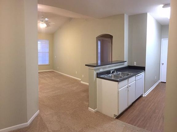 3rd image of 4170 N Beech Creek Way APT 201