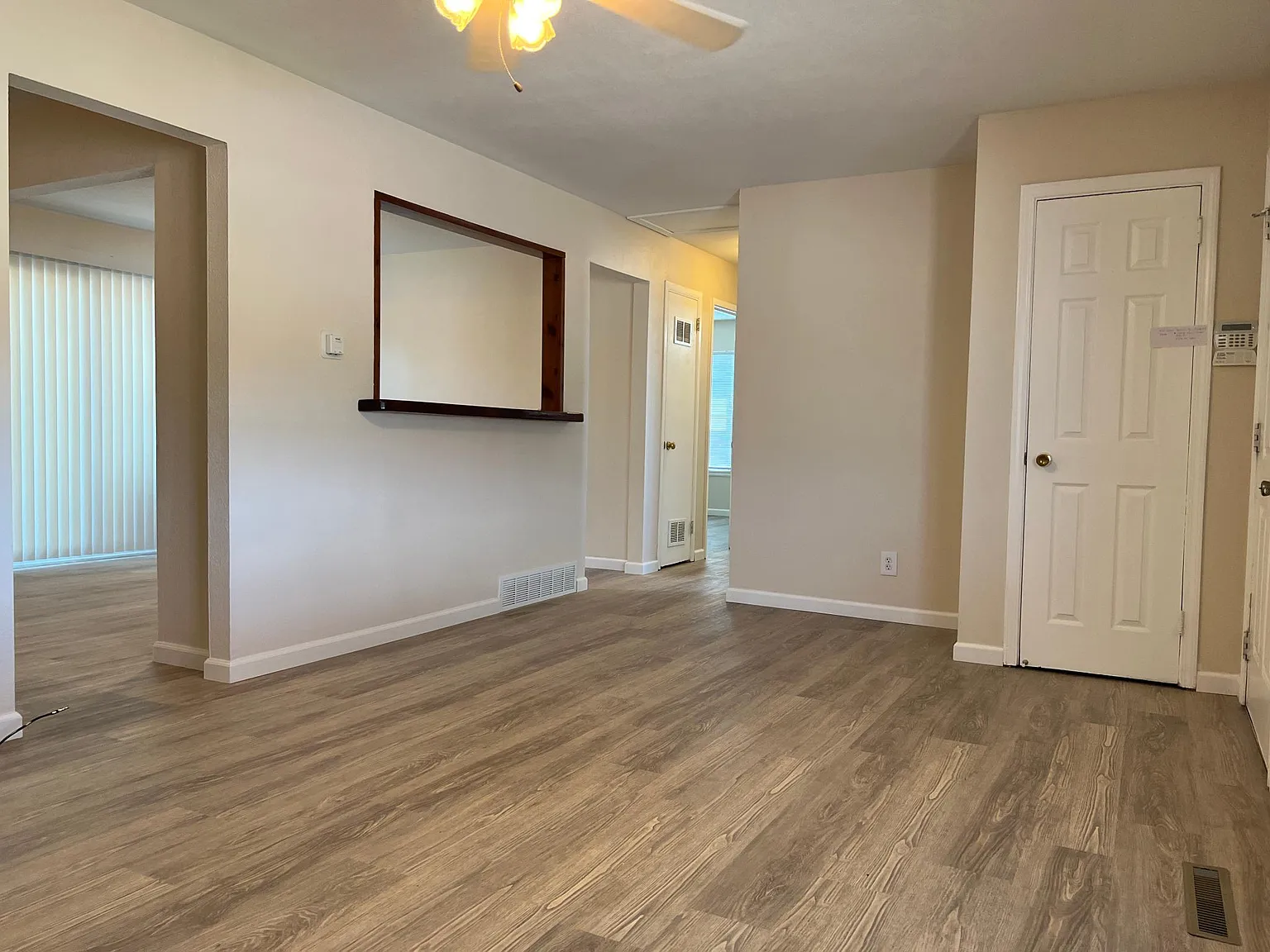 3 bed, 1188 sqft, $1,746 — Photo 4