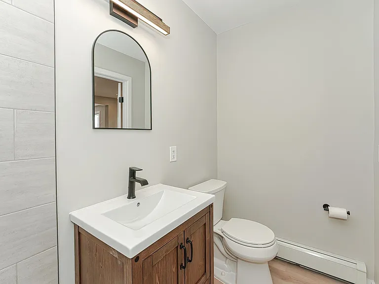 24 Saint James St #24 — Photo 6