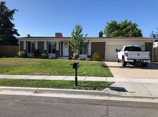 2465 E Quail Run Dr, Sandy, UT 84093