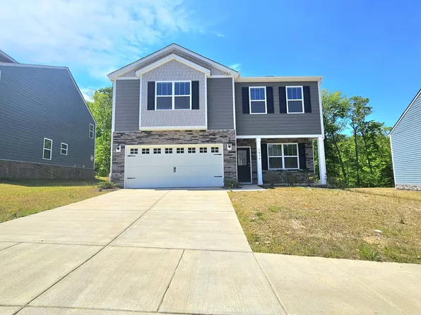 3854 Rosewood Dr, Mount Holly, NC 28120