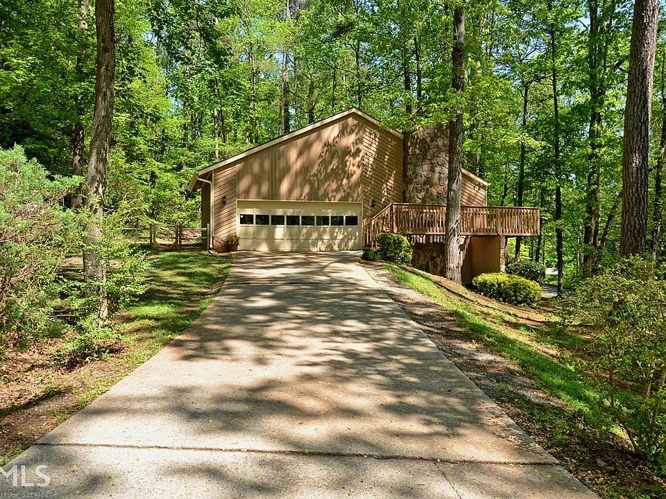 1st image of 1913 Lake Lucerne Dr