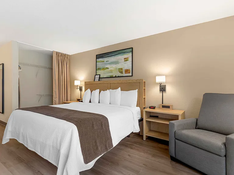 Studio Suite - 1 King Bed
