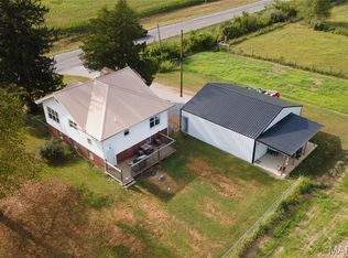 290 Harco Rd, Harrisburg, IL 62946