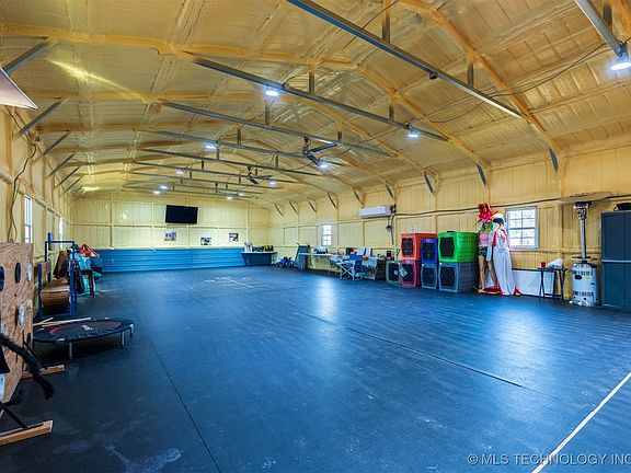 4th image of 4215 Road