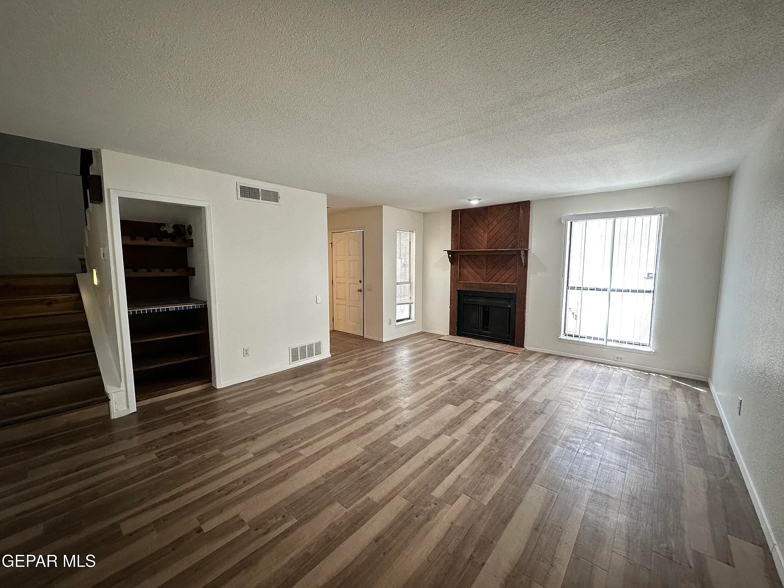 3 bed, 2.5 bath, 1536 sqft, $1,885 — Photo 4