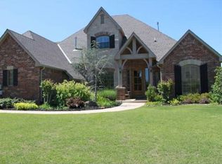 3007 Meriweather Rd, Edmond, OK 73003