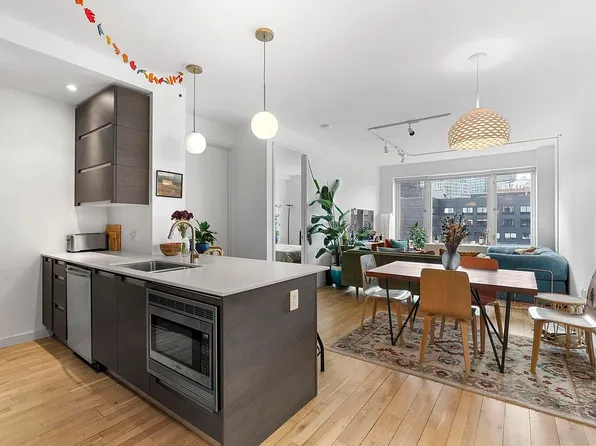545 Washington Ave APT 704, Brooklyn, NY 11238
