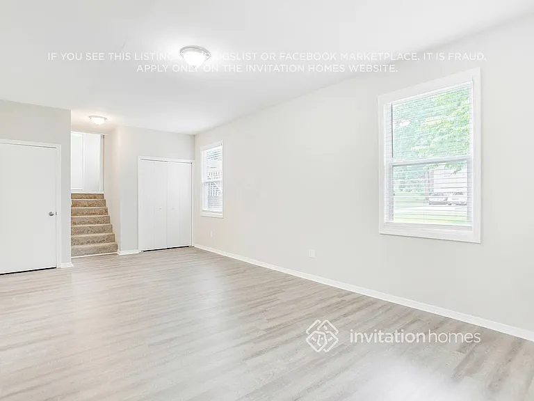 164 Kathryn Dr — Photo 10