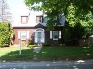 26 Herrick Rd, North Andover, MA 01845