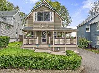 15 Squanto Rd, Weymouth, MA 02191