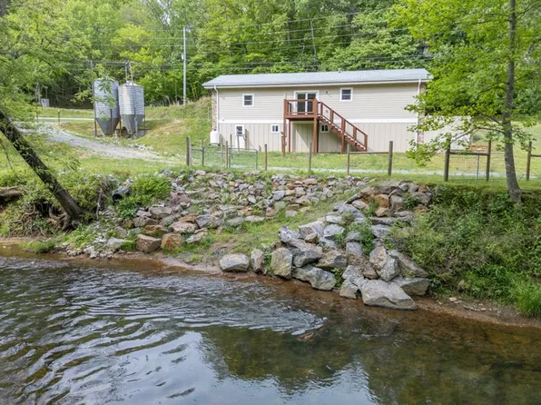 4494 Gainesville Hwy, Blairsville, GA 30512
