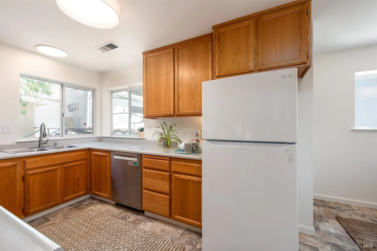 1861 Rhianna Street - Photo 10