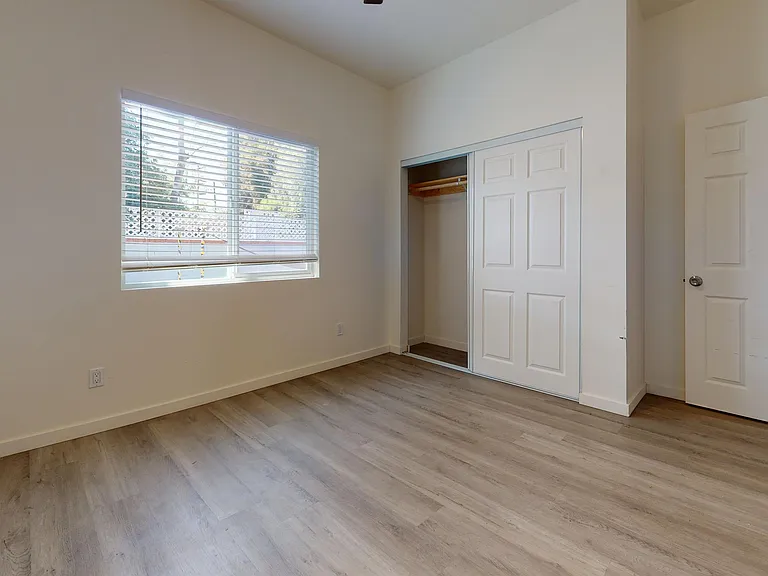 5126 Ewing St — Photo 13