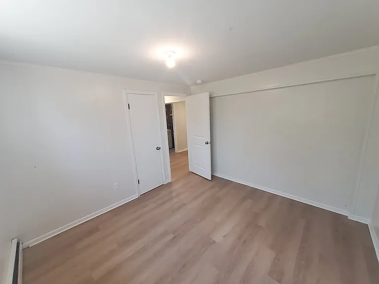 17 Hickory St — Photo 6