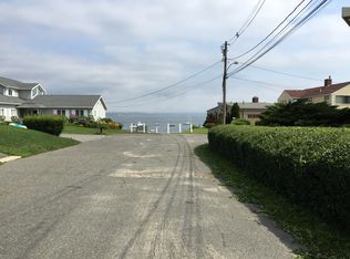 21 Cloutmans Ln, Marblehead, MA 01945