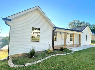 503 Harris St, Dalton, GA 30720