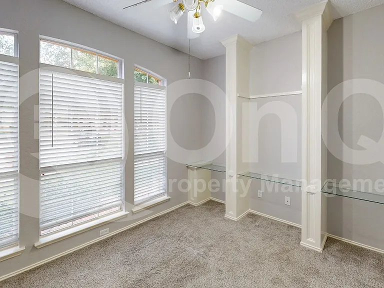4205 Holly Dr — Photo 16