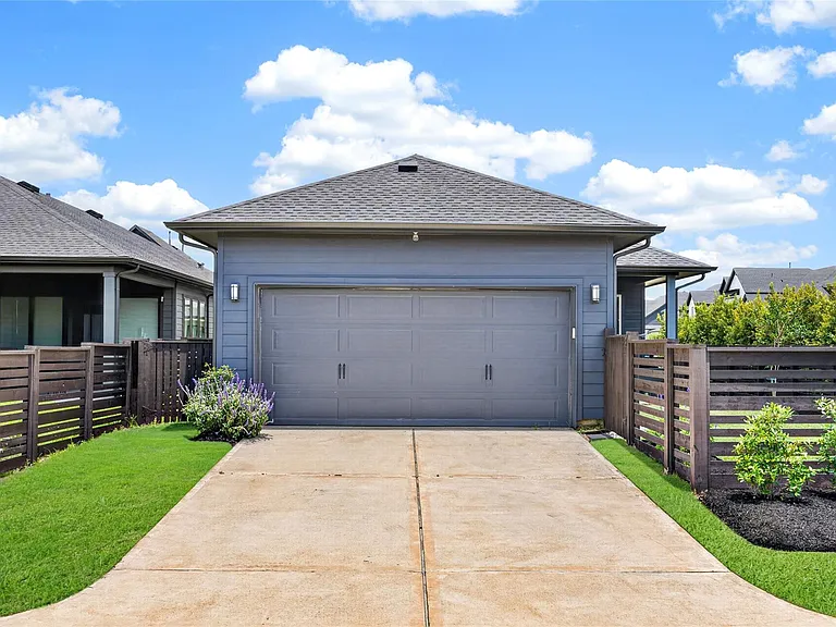 18403 Vivacious Ln — Photo 31