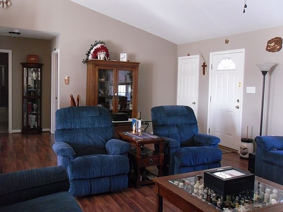 Hugh 371 Sq.Ft. Living Room