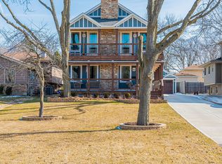 4427 Pershing Ave, Downers Grove, IL 60515