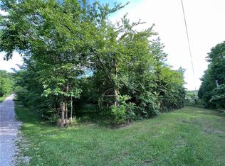 13017 Claremont Rd, Prairie Grove, AR 72753