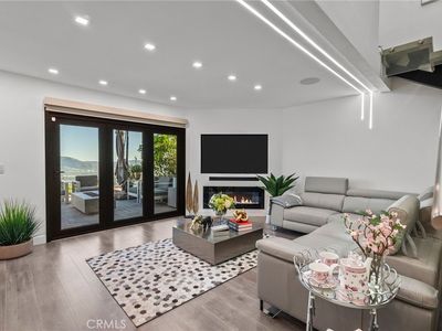 1703 Camino De Villas, Burbank, CA, 91501