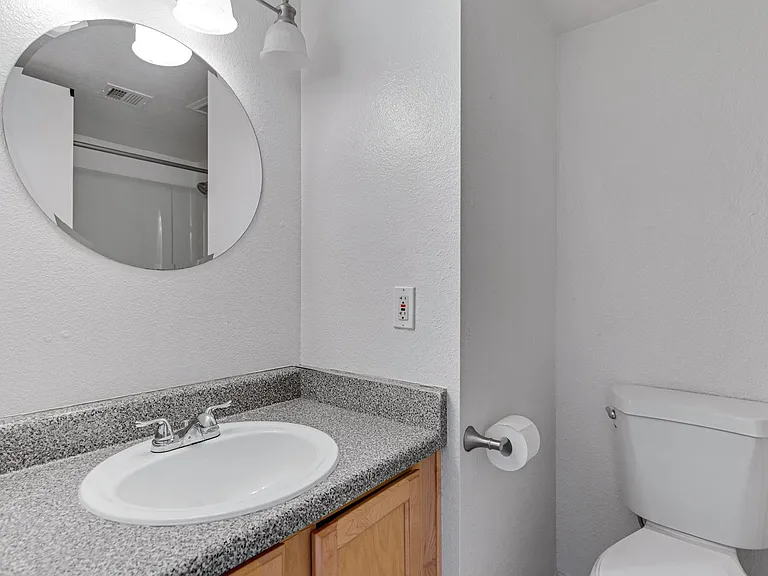 11640 N 51st Ave #143 — Photo 13
