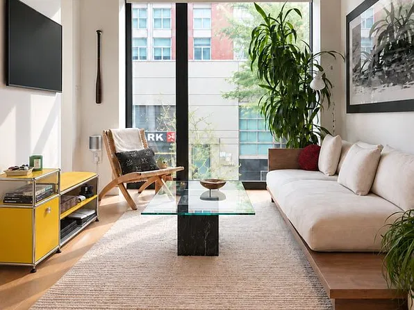 98 Front St #4J, Brooklyn, NY 11201