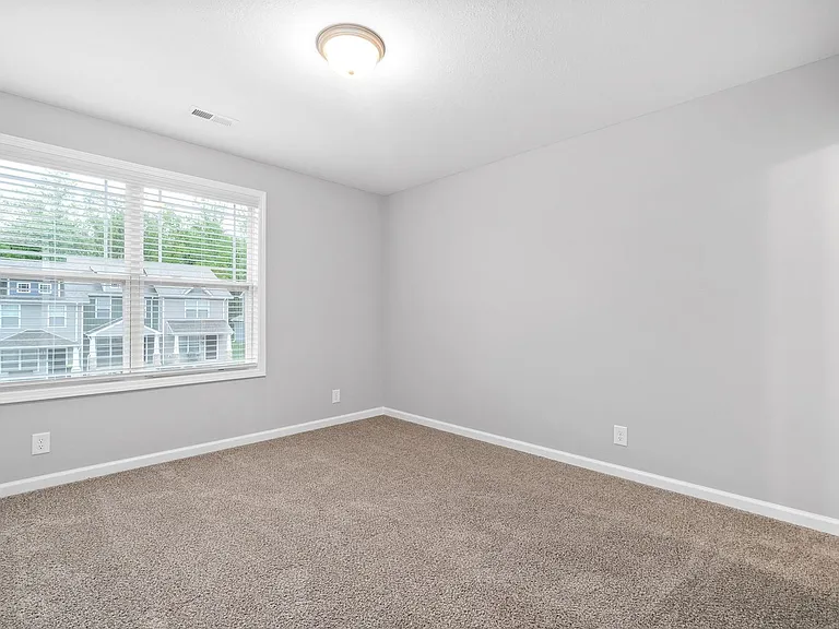 254 Woodland Valley Ln — Photo 22